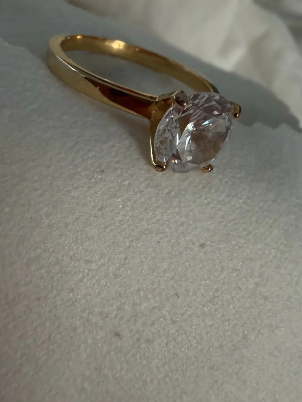 Gold Solitaire Round-Cut Clear Stone Ring - Classic Women's Jewelry